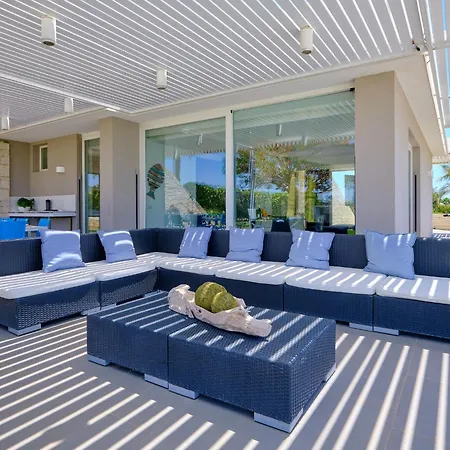 Ferienhaus Anthea- Mit Pool Und Fussball-tennisplatz Nur Wenige Kilometer Vom By Interhome