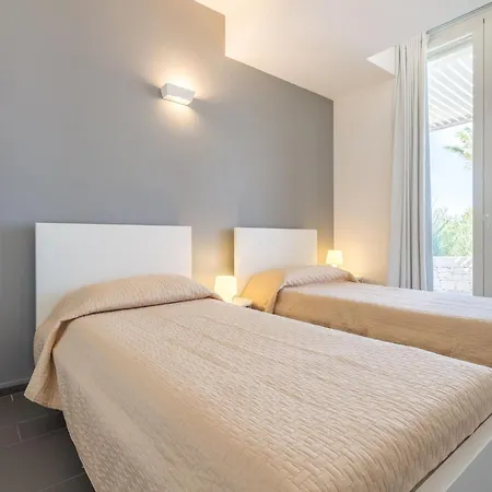 Anthea- Mit Pool Und Fussball-tennisplatz Nur Wenige Kilometer Vom By Interhome Ferienhaus Marina di Ragusa