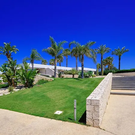 Ferienhaus Anthea- Mit Pool Und Fussball-tennisplatz Nur Wenige Kilometer Vom By Interhome Marina di Ragusa