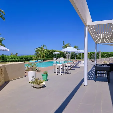 Ferienhaus Anthea- Mit Pool Und Fussball-tennisplatz Nur Wenige Kilometer Vom By Interhome Marina di Ragusa