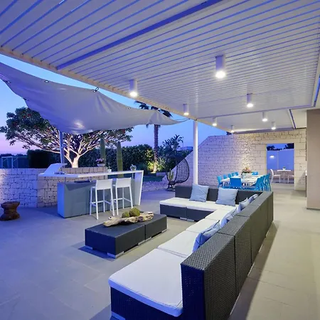 Ferienhaus Anthea- Mit Pool Und Fussball-tennisplatz Nur Wenige Kilometer Vom By Interhome